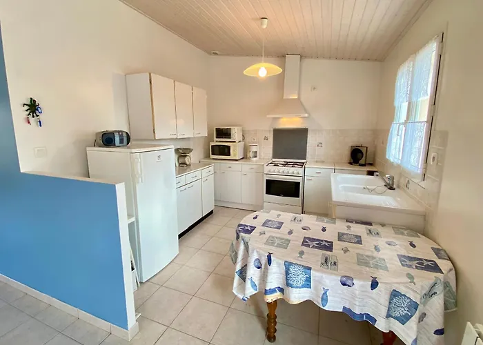 Maison Au Calme, 3 Chambres, 6 Pers. - Animaux Admis ! - Fr-1-231-347